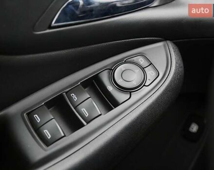 Синий Шевроле Вольт, объемом двигателя 1.5 л и пробегом 156 тыс. км за 16400 $, фото 24 на Automoto.ua