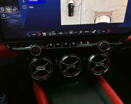 Шевроле Blazer EV 2023 в Львове на Automoto.ua Белый Шевроле Blazer EV, объемом двигателя 0 л и пробегом 15 тыс. км за 34300 $, фото 24 на Automoto.ua