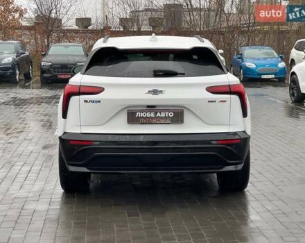 Белый Шевроле Blazer EV, объемом двигателя 0 л и пробегом 2 тыс. км за 32500 $, фото 4 на Automoto.ua