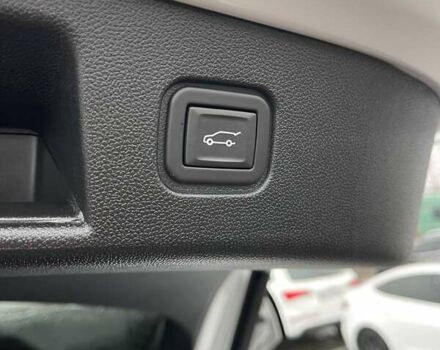 Белый Шевроле Blazer EV, объемом двигателя 0 л и пробегом 2 тыс. км за 32500 $, фото 40 на Automoto.ua