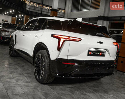 Белый Шевроле Blazer EV, объемом двигателя 0 л и пробегом 1 тыс. км за 35900 $, фото 14 на Automoto.ua
