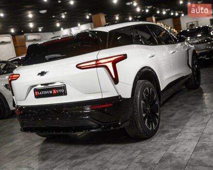 Белый Шевроле Blazer EV, объемом двигателя 0 л и пробегом 1 тыс. км за 35900 $, фото 10 на Automoto.ua
