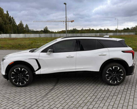 Шевроле Blazer EV 2023 в Львове на Automoto.ua Белый Шевроле Blazer EV, объемом двигателя 0 л и пробегом 15 тыс. км за 34300 $, фото 3 на Automoto.ua