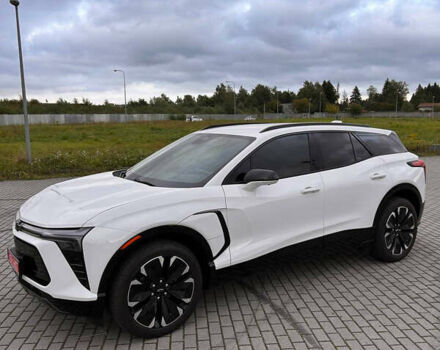 Шевроле Blazer EV 2023 в Львове на Automoto.ua Белый Шевроле Blazer EV, объемом двигателя 0 л и пробегом 15 тыс. км за 34300 $, фото 2 на Automoto.ua