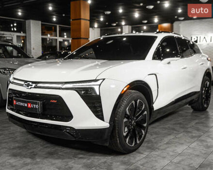 Белый Шевроле Blazer EV, объемом двигателя 0 л и пробегом 1 тыс. км за 35900 $, фото 1 на Automoto.ua