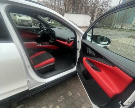 Белый Шевроле Blazer EV, объемом двигателя 0 л и пробегом 20 тыс. км за 34300 $, фото 13 на Automoto.ua