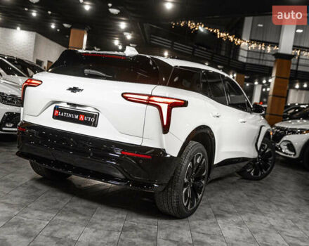 Белый Шевроле Blazer EV, объемом двигателя 0 л и пробегом 1 тыс. км за 35900 $, фото 25 на Automoto.ua