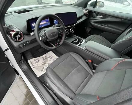 Белый Шевроле Blazer EV, объемом двигателя 0 л и пробегом 2 тыс. км за 32500 $, фото 7 на Automoto.ua