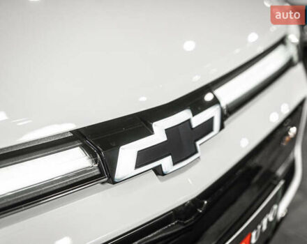 Белый Шевроле Blazer EV, объемом двигателя 0 л и пробегом 1 тыс. км за 35900 $, фото 7 на Automoto.ua