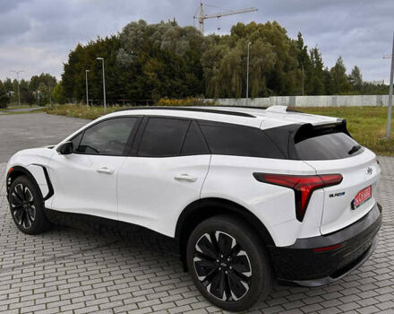 Шевроле Blazer EV 2023 в Львове на Automoto.ua Белый Шевроле Blazer EV, объемом двигателя 0 л и пробегом 15 тыс. км за 34300 $, фото 4 на Automoto.ua