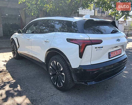 Белый Шевроле Blazer EV, объемом двигателя 0 л и пробегом 60 тыс. км за 32000 $, фото 4 на Automoto.ua