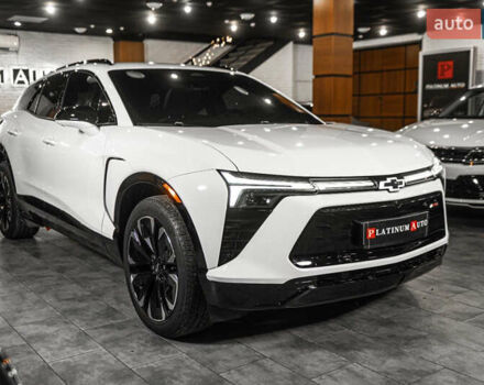 Белый Шевроле Blazer EV, объемом двигателя 0 л и пробегом 1 тыс. км за 35900 $, фото 4 на Automoto.ua