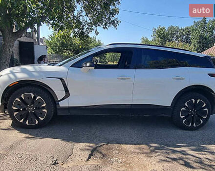 Белый Шевроле Blazer EV, объемом двигателя 0 л и пробегом 60 тыс. км за 32000 $, фото 2 на Automoto.ua