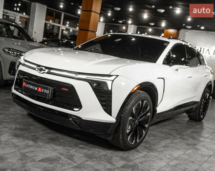 Белый Шевроле Blazer EV, объемом двигателя 0 л и пробегом 1 тыс. км за 35900 $, фото 3 на Automoto.ua