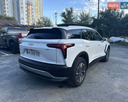 Белый Шевроле Blazer EV, объемом двигателя 0 л и пробегом 7 тыс. км за 31500 $, фото 3 на Automoto.ua