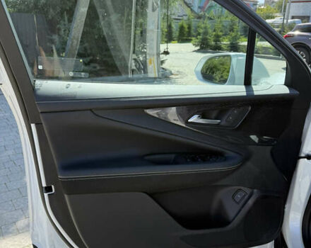 Белый Шевроле Blazer EV, объемом двигателя 0 л и пробегом 5 тыс. км за 32000 $, фото 14 на Automoto.ua