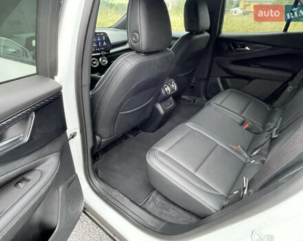 Білий Шевроле Blazer EV, об'ємом двигуна 0 л та пробігом 5 тис. км за 31900 $, фото 8 на Automoto.ua