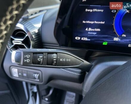 Белый Шевроле Blazer EV, объемом двигателя 0 л и пробегом 7 тыс. км за 31500 $, фото 10 на Automoto.ua