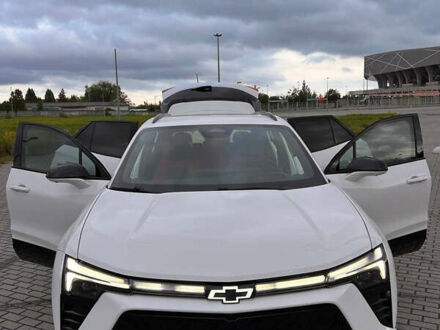 Білий Шевроле Blazer EV, об'ємом двигуна 0 л та пробігом 15 тис. км за 34300 $, фото 1 на Automoto.ua