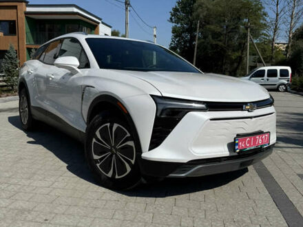 Шевроле Blazer EV 2024 в Львове на Automoto.ua Белый Шевроле Blazer EV, объемом двигателя 0 л и пробегом 5 тыс. км за 32000 $, фото 1 на Automoto.ua