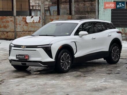 Белый Шевроле Blazer EV, объемом двигателя 0 л и пробегом 5 тыс. км за 29990 $, фото 1 на Automoto.ua