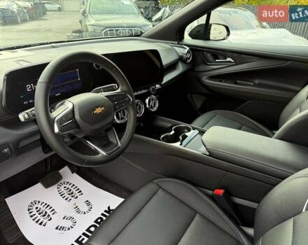 Черный Шевроле Blazer EV, объемом двигателя 0 л и пробегом 2 тыс. км за 27900 $, фото 10 на Automoto.ua