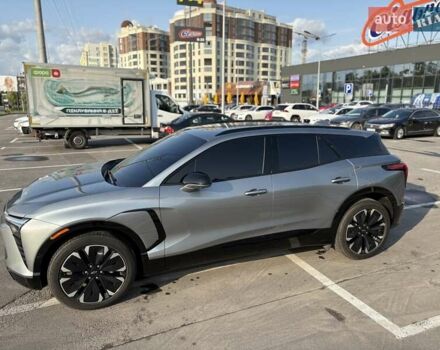 Серый Шевроле Blazer EV, объемом двигателя 0 л и пробегом 1 тыс. км за 33000 $, фото 10 на Automoto.ua