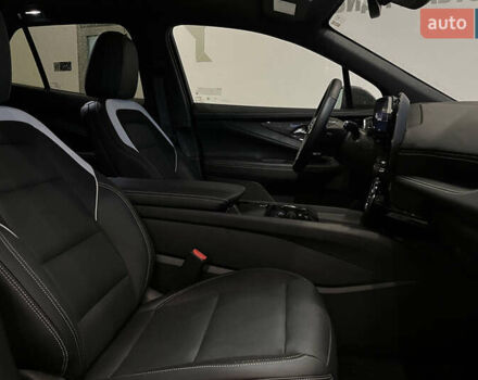 Сірий Шевроле Blazer EV, об'ємом двигуна 0 л та пробігом 102 тис. км за 36000 $, фото 10 на Automoto.ua