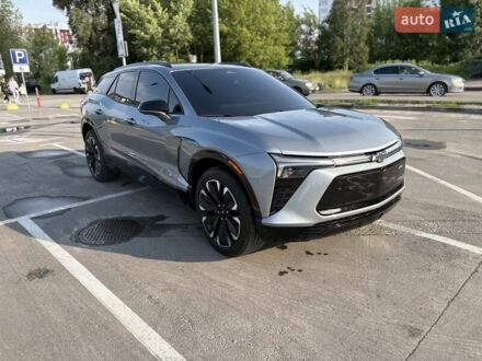 Шевроле Blazer EV 2024 в Киеве на Automoto.ua Серый Шевроле Blazer EV, объемом двигателя 0 л и пробегом 1 тыс. км за 33000 $, фото 1 на Automoto.ua
