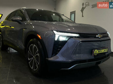 Серый Шевроле Blazer EV, объемом двигателя 0 л и пробегом 2 тыс. км за 36000 $, фото 1 на Automoto.ua