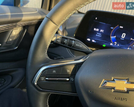 Синий Шевроле Blazer EV, объемом двигателя 0 л и пробегом 1 тыс. км за 29950 $, фото 46 на Automoto.ua