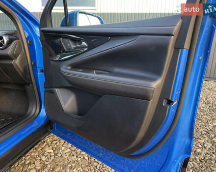 Синий Шевроле Blazer EV, объемом двигателя 0 л и пробегом 1 тыс. км за 29950 $, фото 40 на Automoto.ua