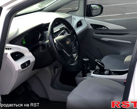 Белый Шевроле Bolt, объемом двигателя 0 л и пробегом 207 тыс. км за 12500 $, фото 4 на Automoto.ua