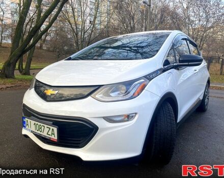 Белый Шевроле Bolt, объемом двигателя 0 л и пробегом 147 тыс. км за 12999 $, фото 5 на Automoto.ua