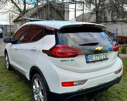 Белый Шевроле Bolt, объемом двигателя 0 л и пробегом 70 тыс. км за 16700 $, фото 8 на Automoto.ua