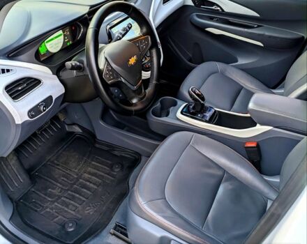 Белый Шевроле Bolt, объемом двигателя 0 л и пробегом 140 тыс. км за 14300 $, фото 7 на Automoto.ua