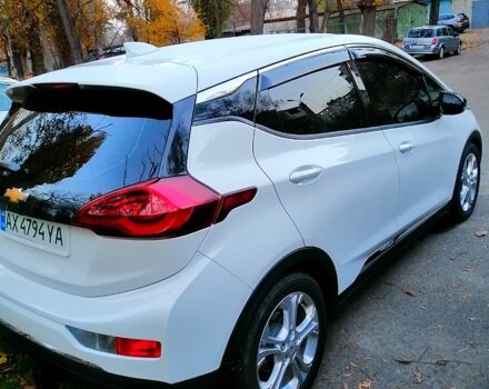 Белый Шевроле Bolt, объемом двигателя 0 л и пробегом 29 тыс. км за 18500 $, фото 2 на Automoto.ua