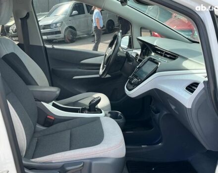 Белый Шевроле Bolt, объемом двигателя 0 л и пробегом 132 тыс. км за 13990 $, фото 23 на Automoto.ua