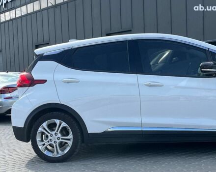 Белый Шевроле Bolt, объемом двигателя 0 л и пробегом 132 тыс. км за 13990 $, фото 10 на Automoto.ua