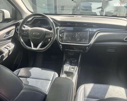 Белый Шевроле Bolt, объемом двигателя 0 л и пробегом 37 тыс. км за 18500 $, фото 16 на Automoto.ua