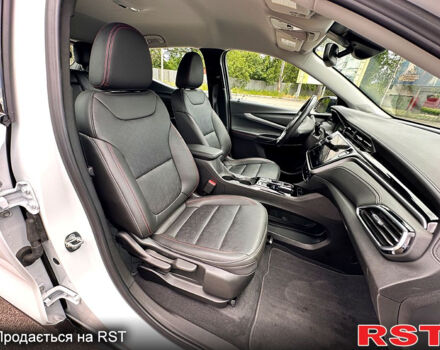 Белый Шевроле Bolt, объемом двигателя 0 л и пробегом 32 тыс. км за 21500 $, фото 8 на Automoto.ua