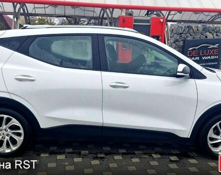 Белый Шевроле Bolt, объемом двигателя 0 л и пробегом 100 тыс. км за 17500 $, фото 1 на Automoto.ua