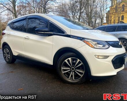 Белый Шевроле Bolt, объемом двигателя 0 л и пробегом 147 тыс. км за 12999 $, фото 1 на Automoto.ua