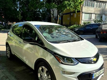 Шевроле Bolt 2020 у Дніпро (Дніпропетровську) на Automoto.ua Білий Шевроле Bolt, об'ємом двигуна 0 л та пробігом 35 тис. км за 16200 $, фото 1 на Automoto.ua