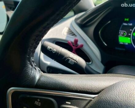 Шевроле Bolt, объемом двигателя 14.86 л и пробегом 57 тыс. км за 17490 $, фото 28 на Automoto.ua