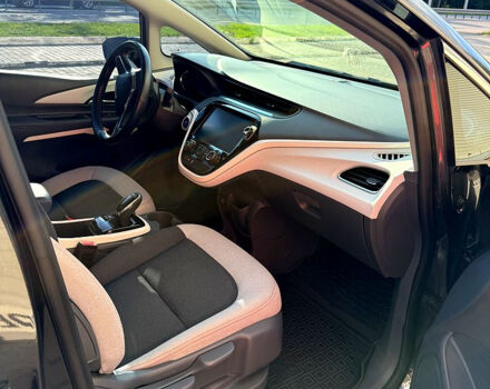 Серый Шевроле Bolt, объемом двигателя 0 л и пробегом 96 тыс. км за 14500 $, фото 6 на Automoto.ua