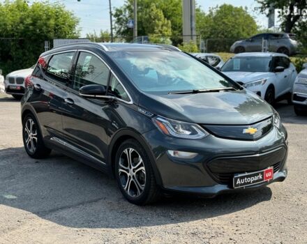 Серый Шевроле Bolt, объемом двигателя 0 л и пробегом 139 тыс. км за 14890 $, фото 2 на Automoto.ua