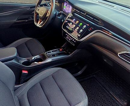 Серый Шевроле Bolt, объемом двигателя 0 л и пробегом 0 тыс. км за 17500 $, фото 3 на Automoto.ua