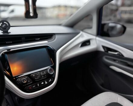 Синій Шевроле Bolt, об'ємом двигуна 0 л та пробігом 101 тис. км за 14200 $, фото 5 на Automoto.ua