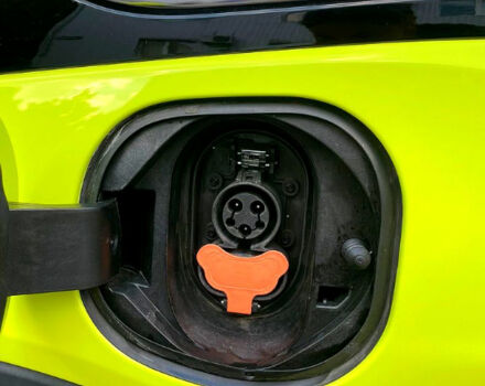 Зелений Шевроле Bolt, об'ємом двигуна 0 л та пробігом 71 тис. км за 16500 $, фото 9 на Automoto.ua